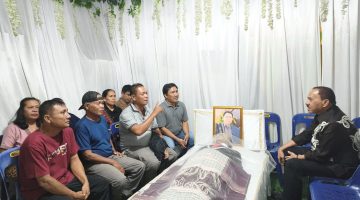 Maruli Siahaan Melayat Ke Rumah Duka Sahabatnya, Hadir Sebagai Bentuk Empati dan Solidaritas