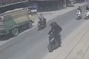 Kedua pelaku perampasan Honda Scoopy milik korban terekam kamera CCTV. (ist)