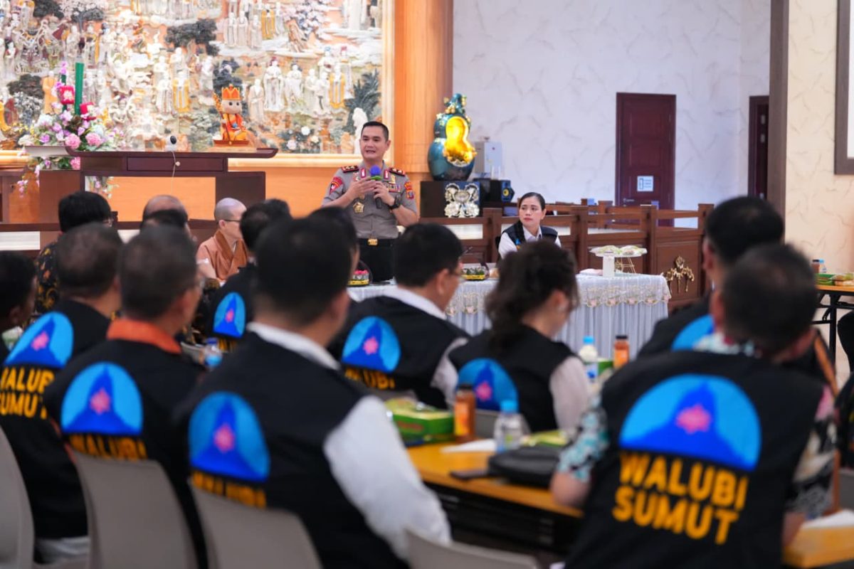 Kapolda Sumut Irjen Pol Sonny Irawan silaurahmi dengan WALUBI, Rabu (21/10).(ist)